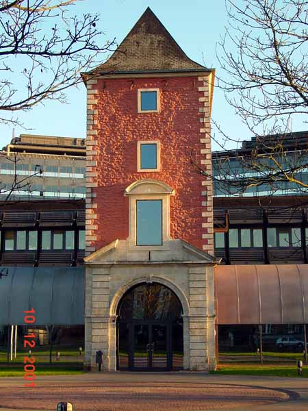 Bervart 2001 12 002