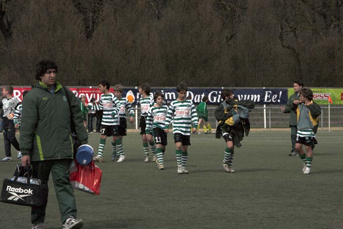 fola100_2006040170