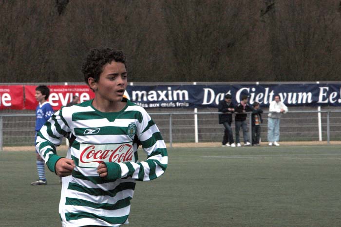 fola100_2006040179