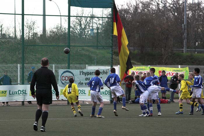 fola100_2006040230