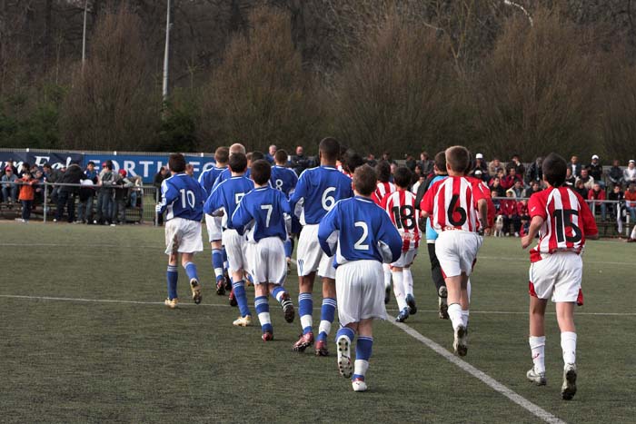 fola100_2006040238