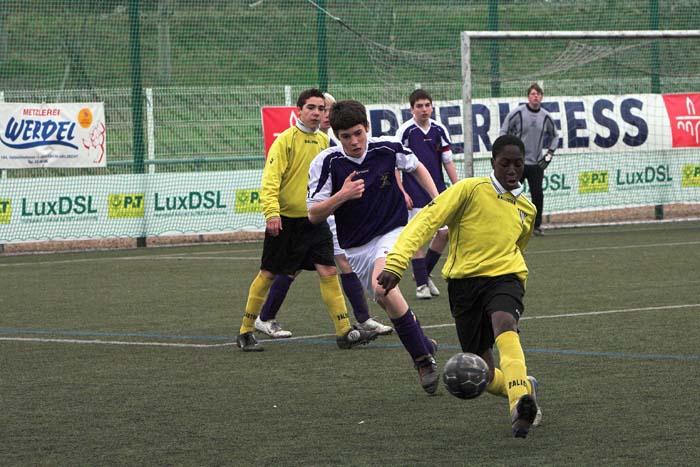 fola100_2006040097