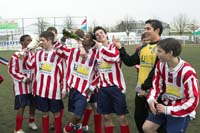 fola100_2006040145