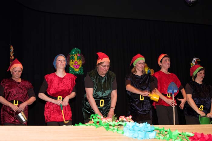 fues_revue2006030083