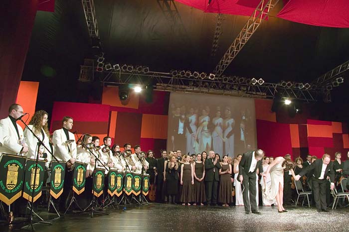 showducentenaire200601082