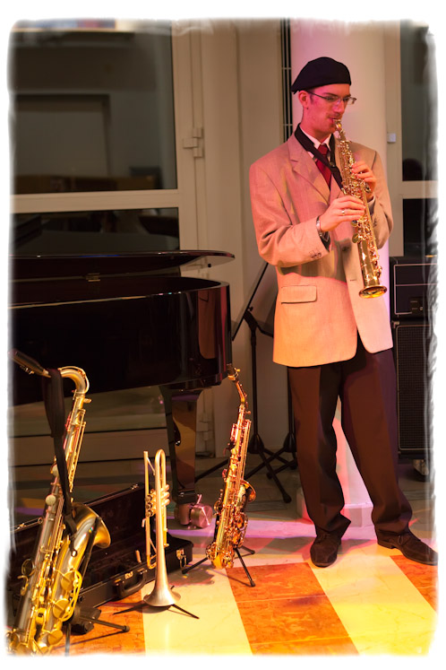 20091127_jazz_cafeteria_003