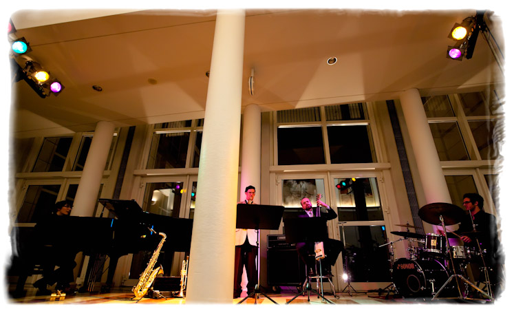 20091127_jazz_cafeteria_039