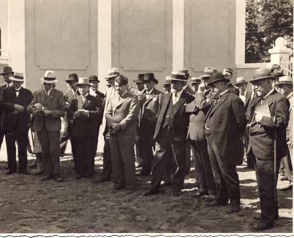 Abattoir inauguration 1934 02