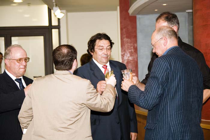 alphainterphotogr200705023