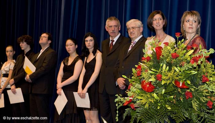 20071204theatreremisediplomes080