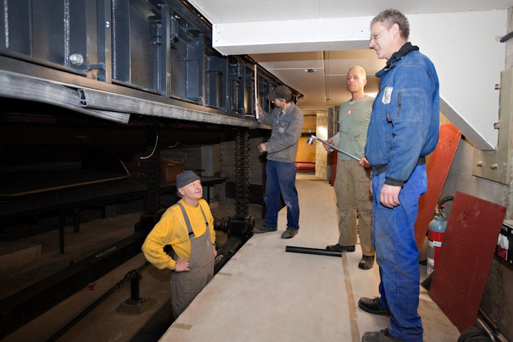 20100227_theatre_renovation_004