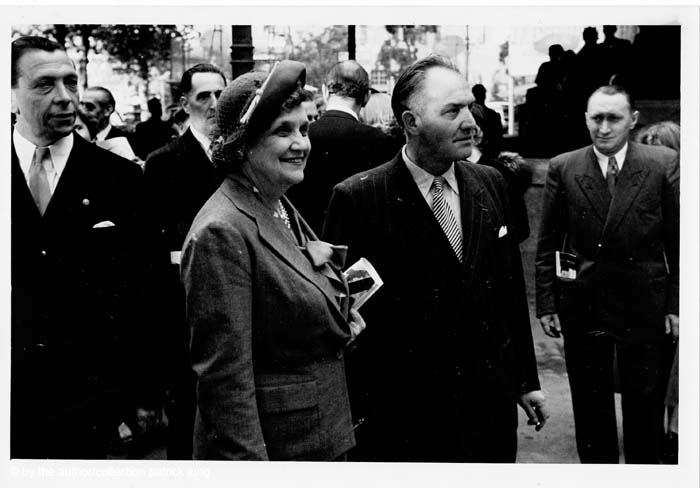 Cinquantenaire 1956 015 visit of the US Ambassador Mrs Pearl Mesta