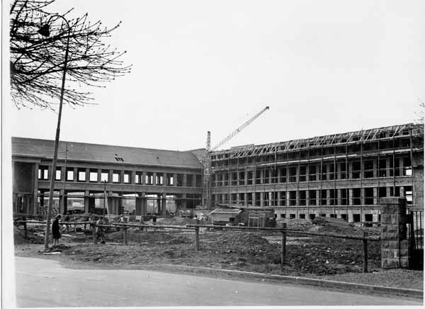 Lycee filles 1953 03