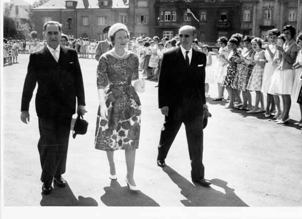Lycee filles 1956 11