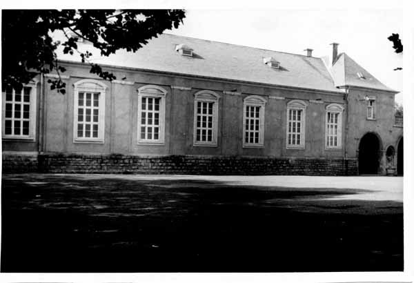 dellhe'h 06 salle de gymnastique