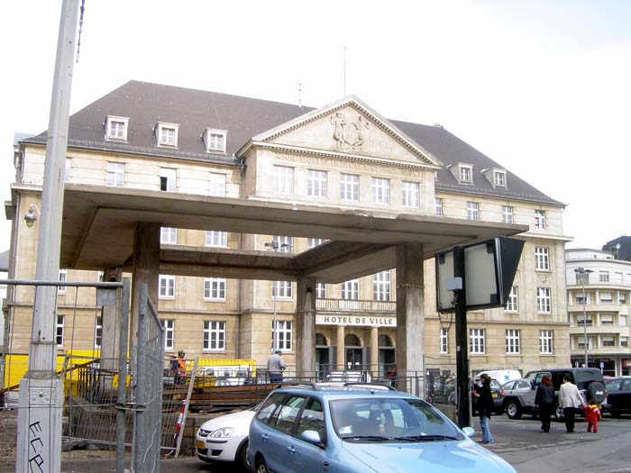hoteldevilleplace200503003
