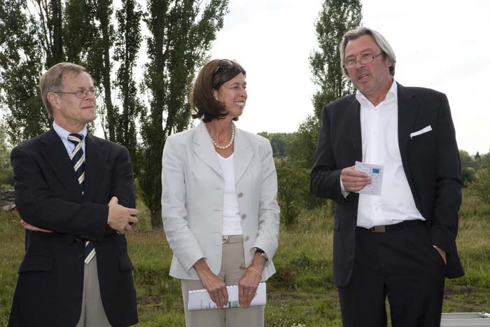 nonnewisen1pierre20070718015