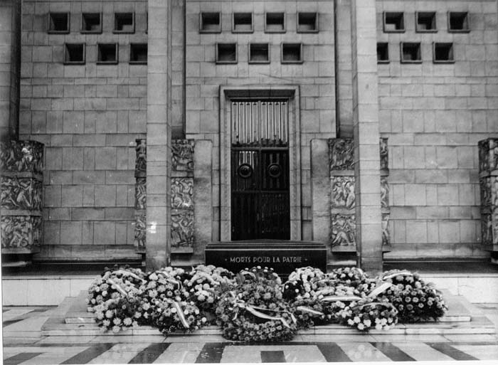Musee Resistance 1975 01