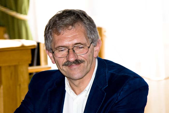 trilux20070725008