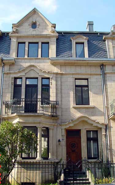 rue pasteur 01