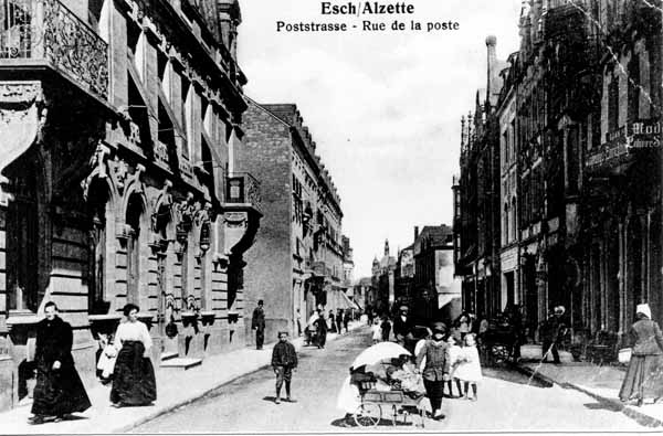 Poste rue de la 04