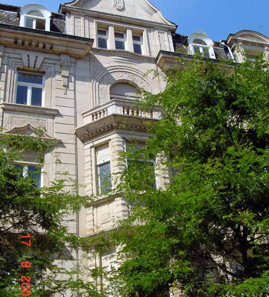 alzetterue200208 (4)