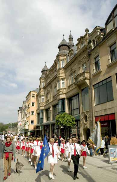 alzetterue200405 (2)