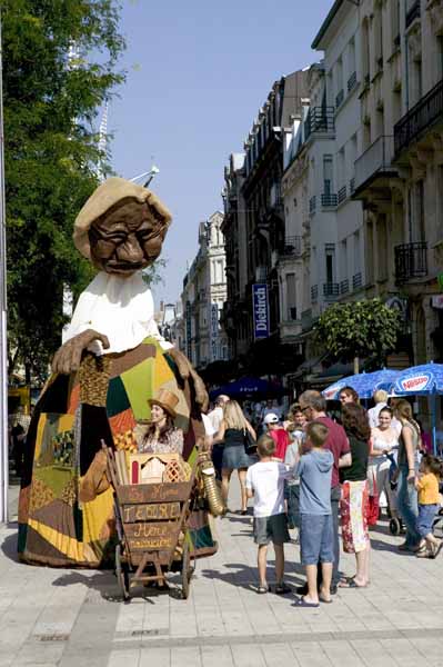 streetfestival200409020