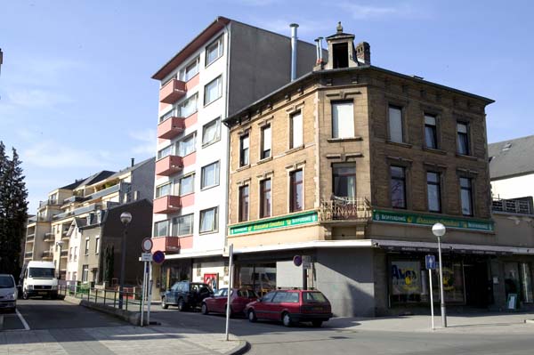 rempartsrue200503002