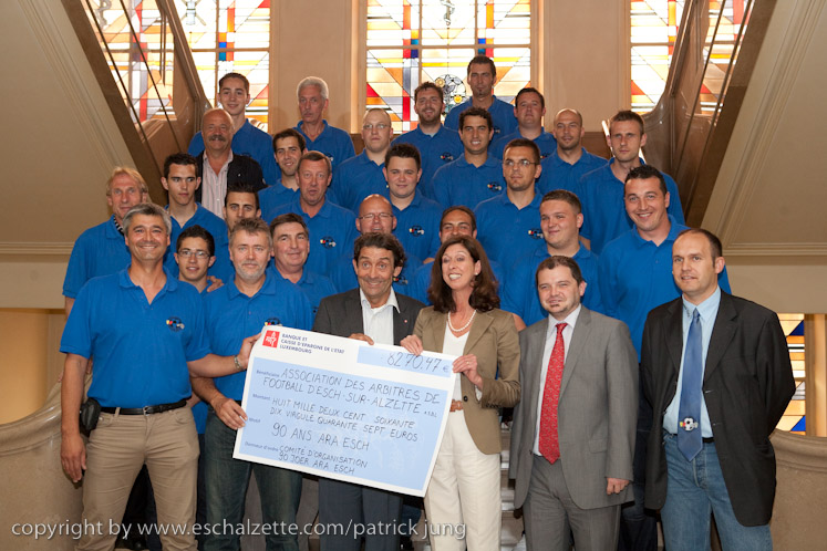 20090526_90ans_araesch_remisecheque_009