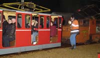 20061204stebarbedhoil016