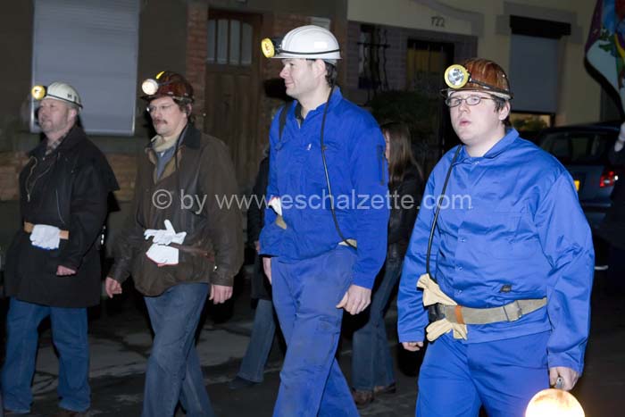 20061204stebarbedhoil013