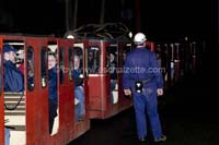 20061204stebarbedhoil052